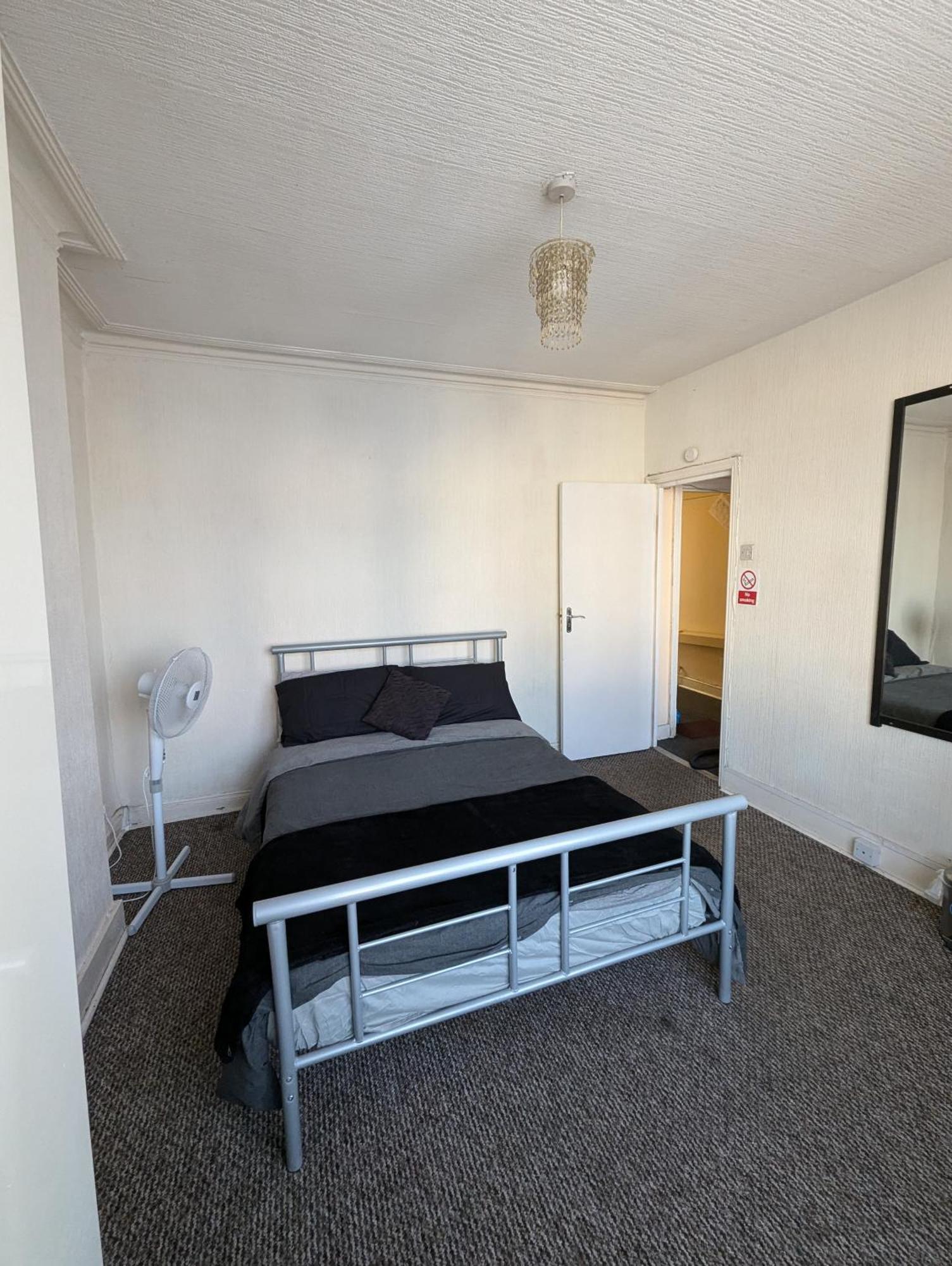 Apartmán 3 Portland Road Southall Exteriér fotografie
